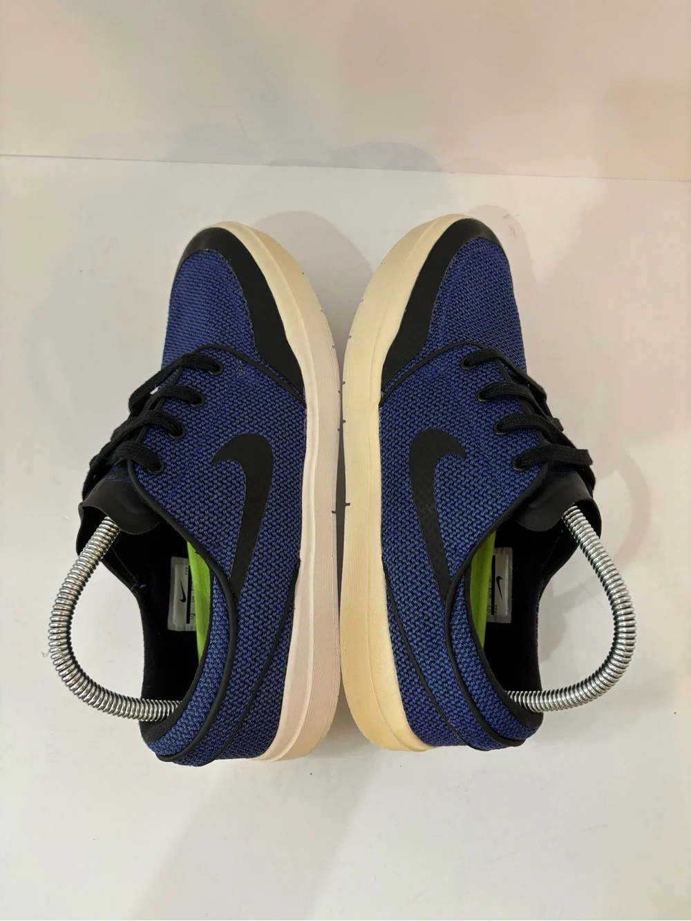 Nike Janoski size 9